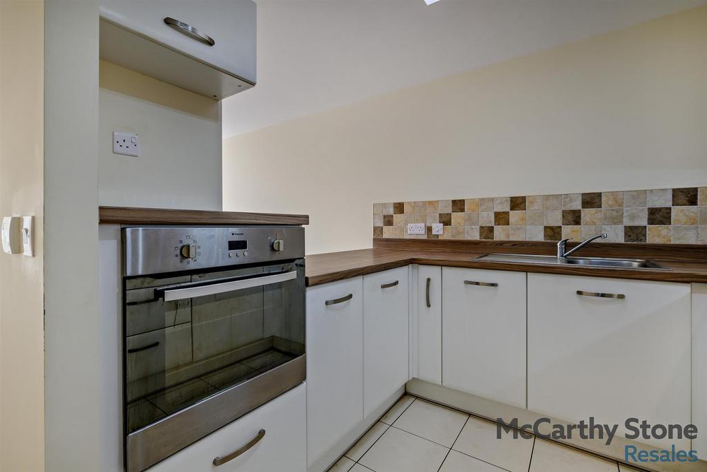 8661840-interior13-800.jpg