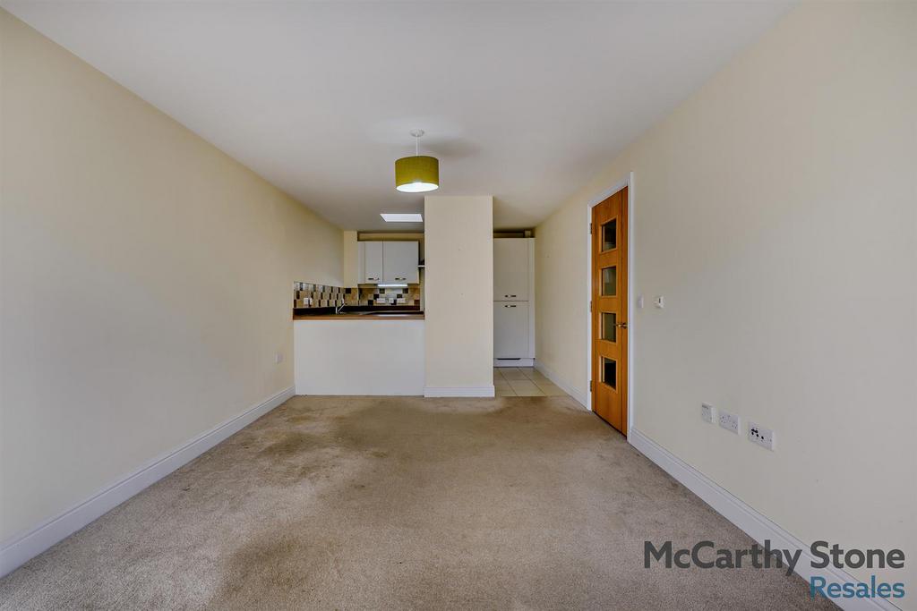 8661840-interior09-800.jpg