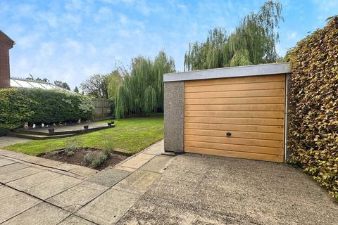 3 bedroom detached house for sale, Barbara Avenue, Kirby Muxloe, LE9