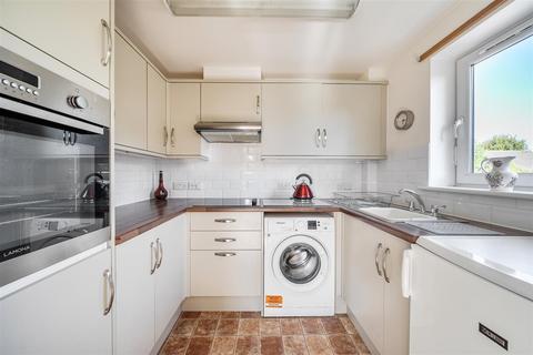 undefined, Manor Road North, Hinchley Wood, Esher