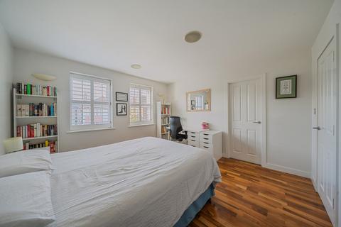 35a Grove Lane, Kingston Upon Thames, KT1 2ST