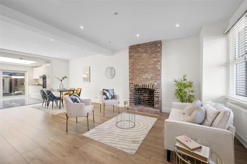 undefined, Aston Road, Raynes Park, SW20