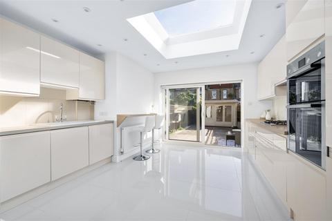 undefined, Aston Road, Raynes Park, SW20