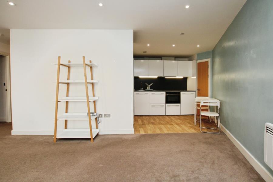 Apartment in Bristol, Old City, City Centre - View 2