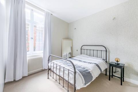 1 bedroom flat for sale, Amwell Street, Clerkenwell, London, EC1R