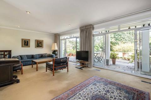 undefined, Edgeworth Avenue, London NW4