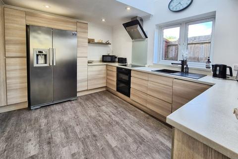 undefined, Mendip Road, Bristol BS49