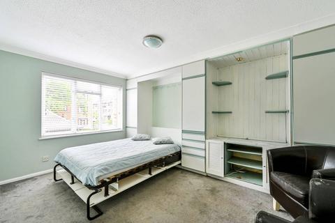 undefined, Oriental Road, Woking, GU22