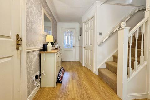 10 Roddis Close, Dinnington, Sheffield, S25 2XH