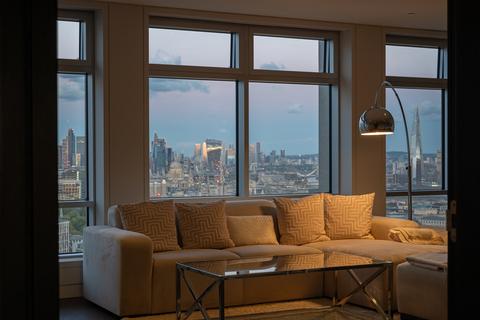 3 bedroom apartment for sale, New Oxford Street, London, WC1A