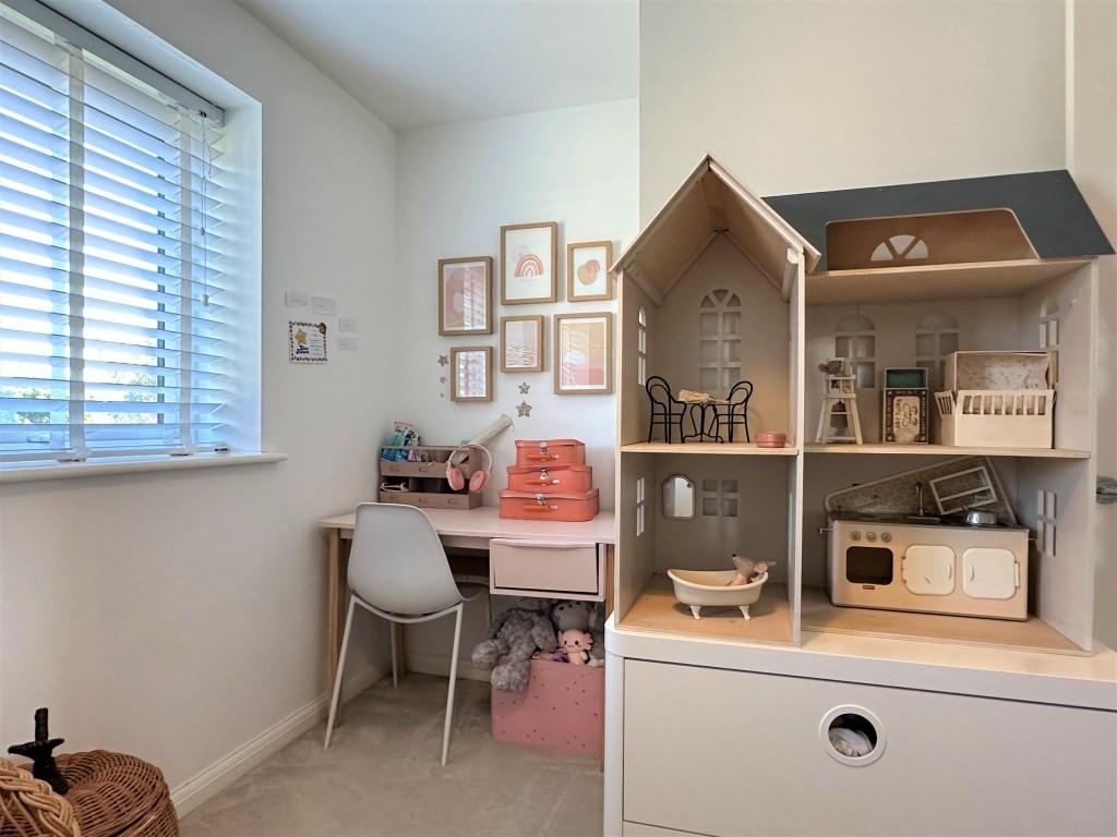 Bedroom3 2