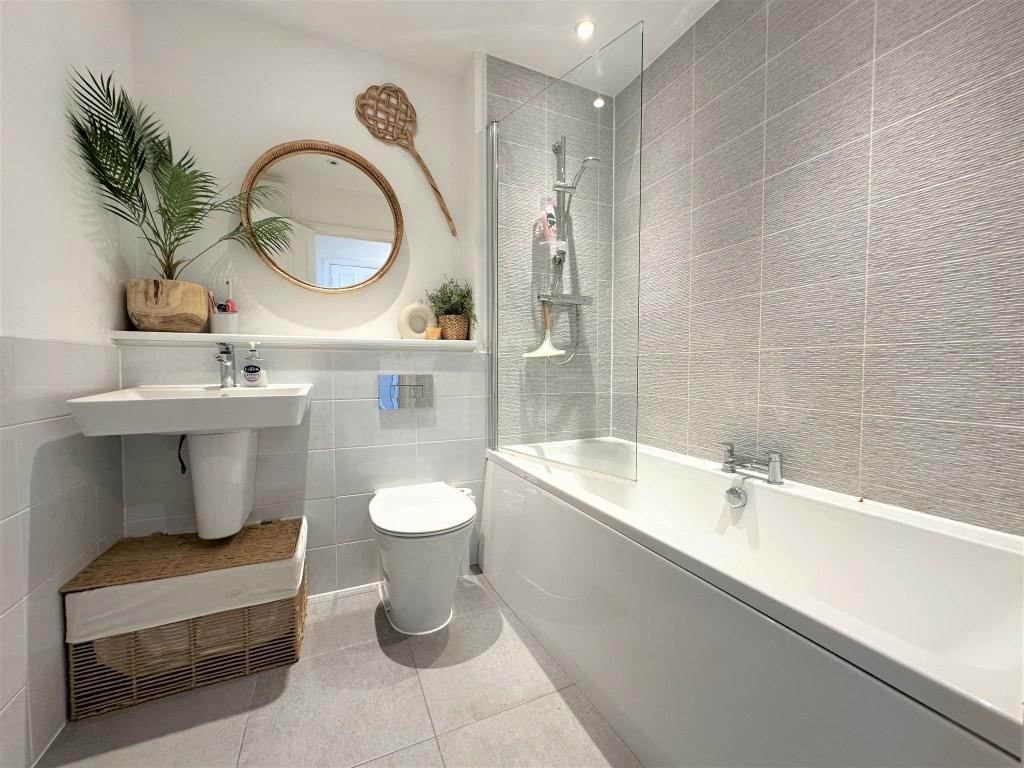 Family bathroom