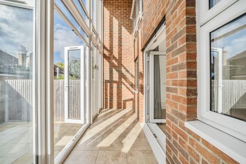 2 bedroom semi-detached house for sale, Wey Hill, Haslemere, GU27