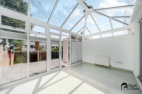 1 Stanstead Close, Bromley, BR2 9DS