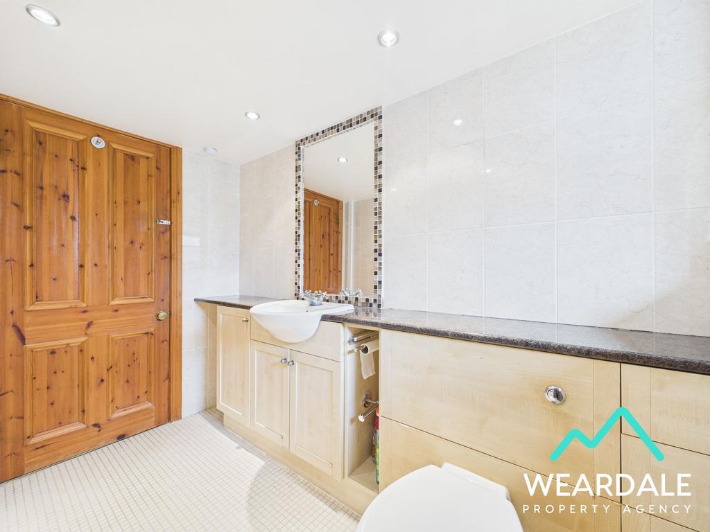 Ground Floor Bathroom
