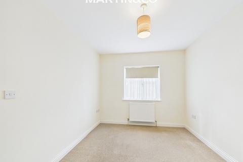3 Cromwell Close, Staines, TW18 1GN