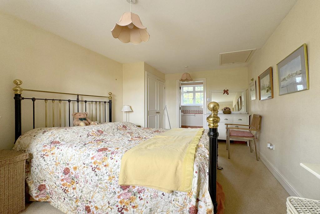 Harlicks Bed 1
