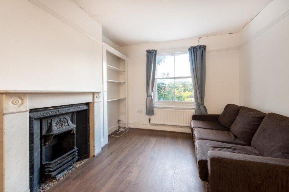 Apartment in Belsize Park - View 2
