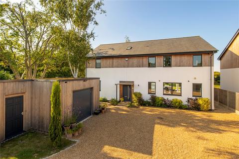 25a Royston Road, Harston, Cambridge, CB22 7NH