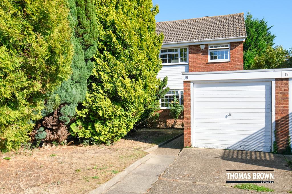 Detached house exterior, garage