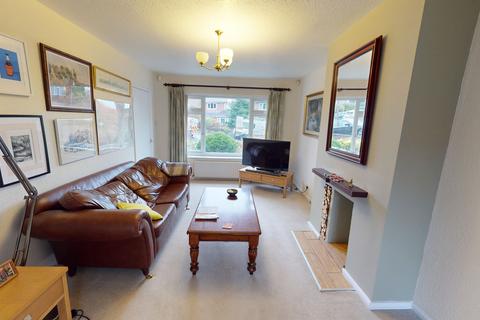 3 bedroom semi-detached house to rent, Ebury Close, West Yorkshire WF17