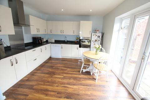 3 bedroom detached house for sale, Moss Wood Court, New Broughton