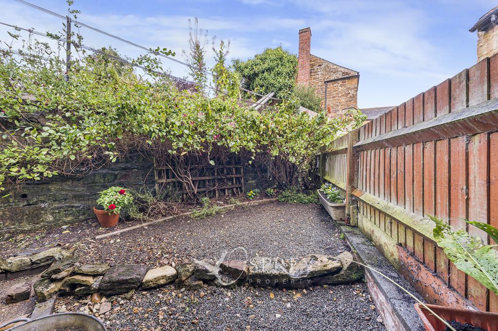 Side Courtyard