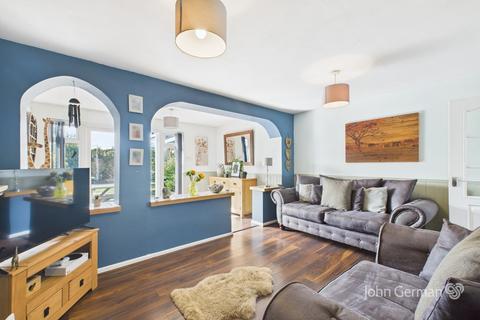 3 bedroom semi-detached house for sale, Harwood Avenue, Branston