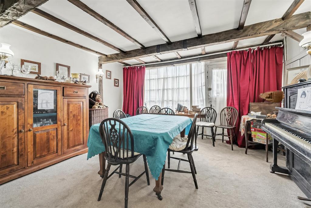 Dining Room to window.jpg