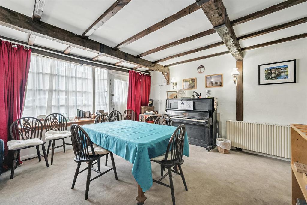 Dining Room .jpg