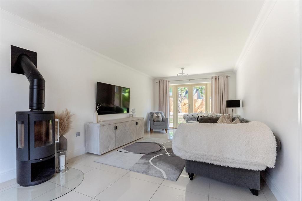 1 Fynes Way-7.jpg
