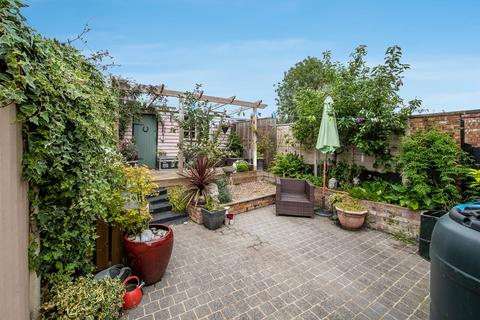undefined, Waddesdon, Aylesbury HP18