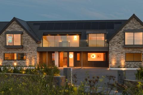 4 bedroom detached house for sale, Ruette Des Corneilles, Cobo, Castel