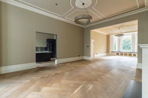 undefined, Phillimore Place, Kensington, W8