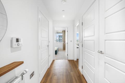 1 bedroom flat for sale, Cavendish Square, London