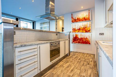 2 bedroom apartment for sale, Worsley Street, Castlefield, Manchester, M15