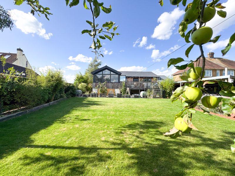 Rear garden view 3