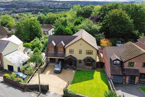 Brynderwen House Derllwyn Road Tondu CF32 9DL