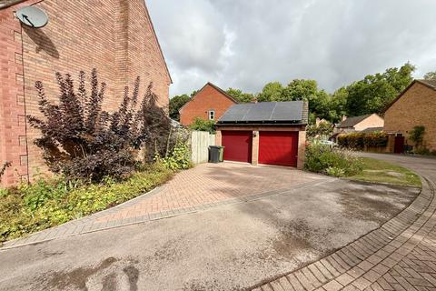 4 bedroom detached house for sale, Progress Close, Ledbury, HR8