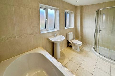19 Camomile Close, Walsall, WS5 4RU