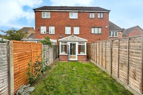 19 Camomile Close, Walsall, WS5 4RU