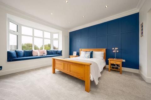 undefined, Golf Open 2026 - Trafalgar Road, Birkdale - 5 min walk to Birkdale Golf Course
