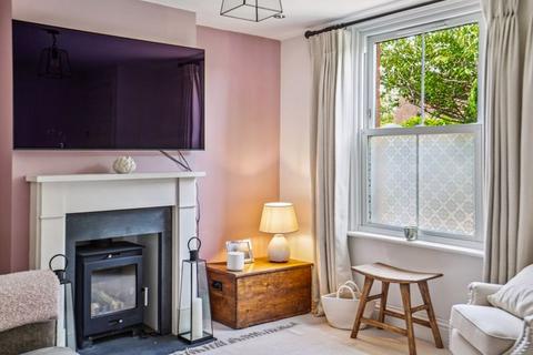 2 bedroom terraced house for sale, Sycamore Road, Chalfont St. Giles