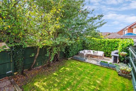 2 bedroom terraced house for sale, Sycamore Road, Chalfont St. Giles