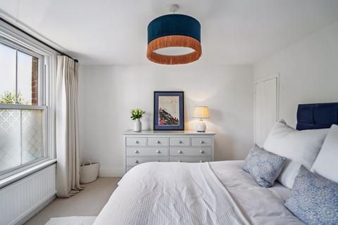 2 bedroom terraced house for sale, Sycamore Road, Chalfont St. Giles