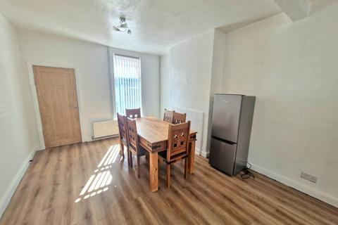 11 Thirlestane Road, Northampton, NN4 8HD