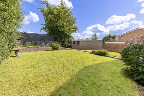 3 bedroom semi-detached house for sale, Cleve Close, Framfield