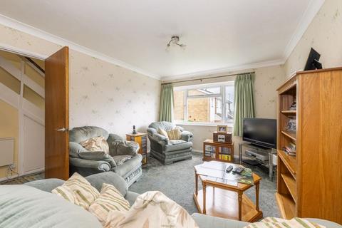 3 bedroom semi-detached house for sale, Cleve Close, Framfield