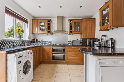 2 bedroom semi-detached house for sale, Wood End Gardens, Northolt