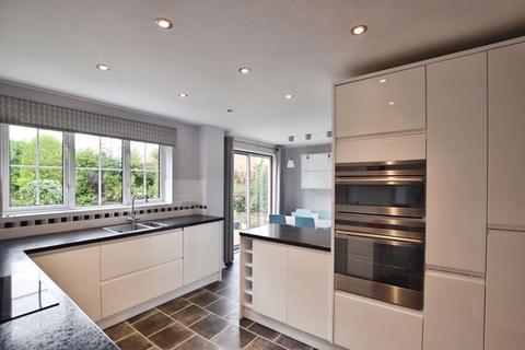 20 Andrews Way, Salisbury, SP2 8QR